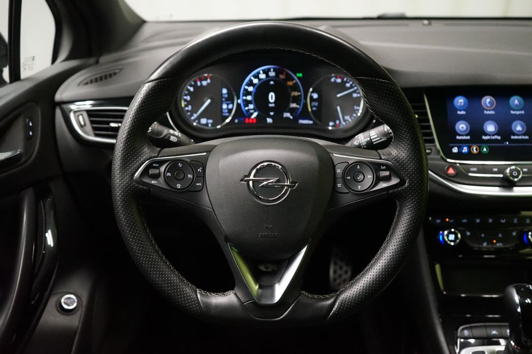Opel Astra 2021