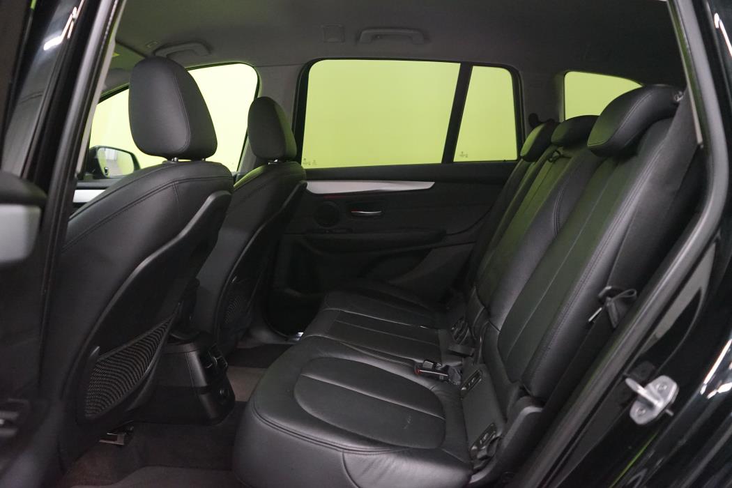 BMW 220 2018
