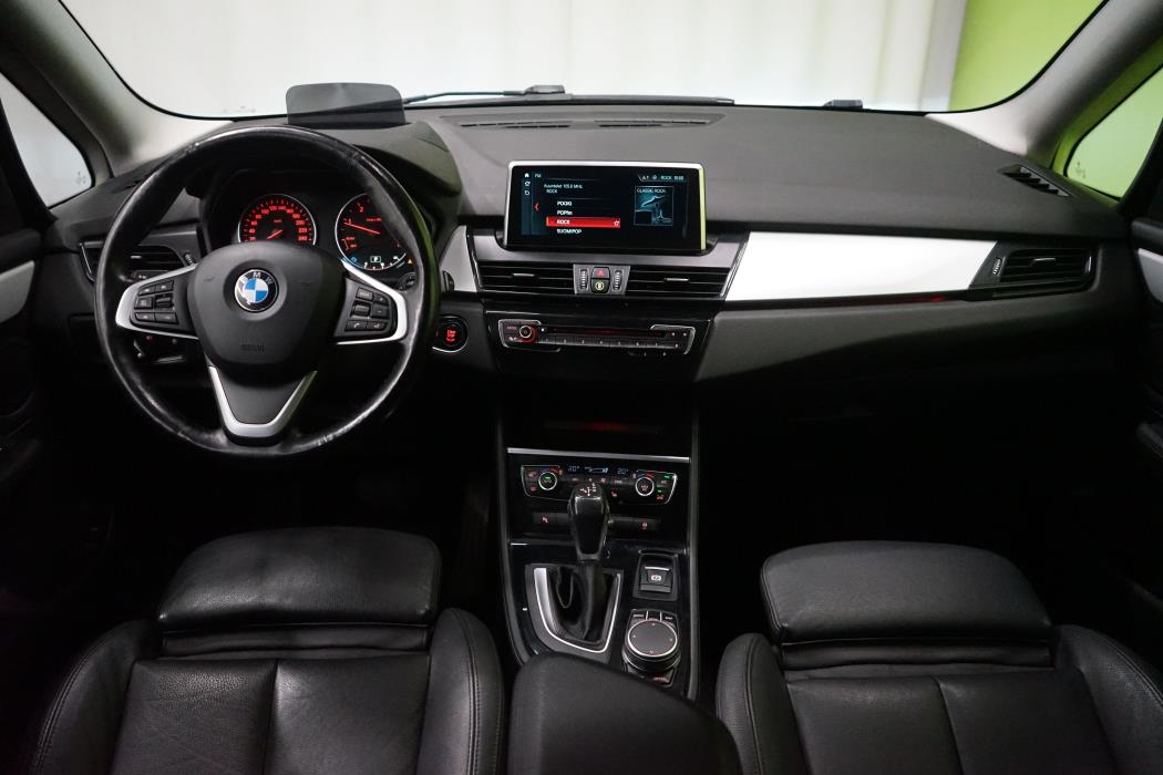 BMW 220 2018
