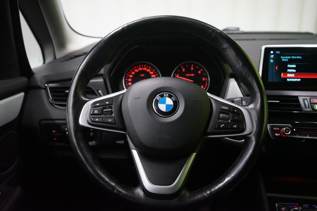 BMW 220 2018