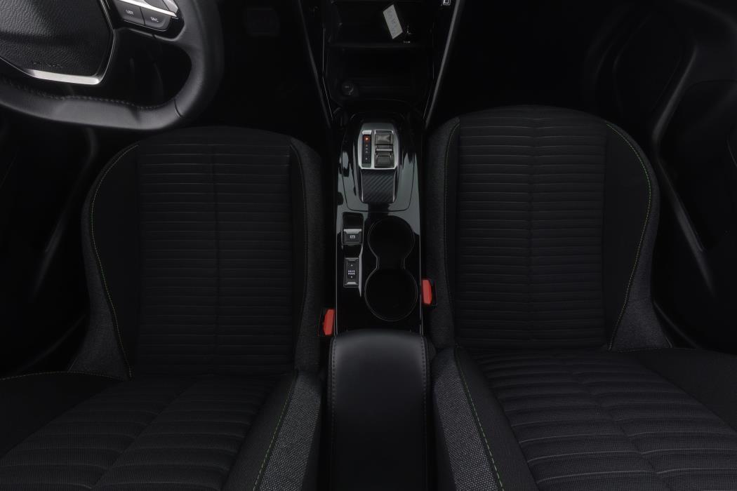 Peugeot e-2008 2024