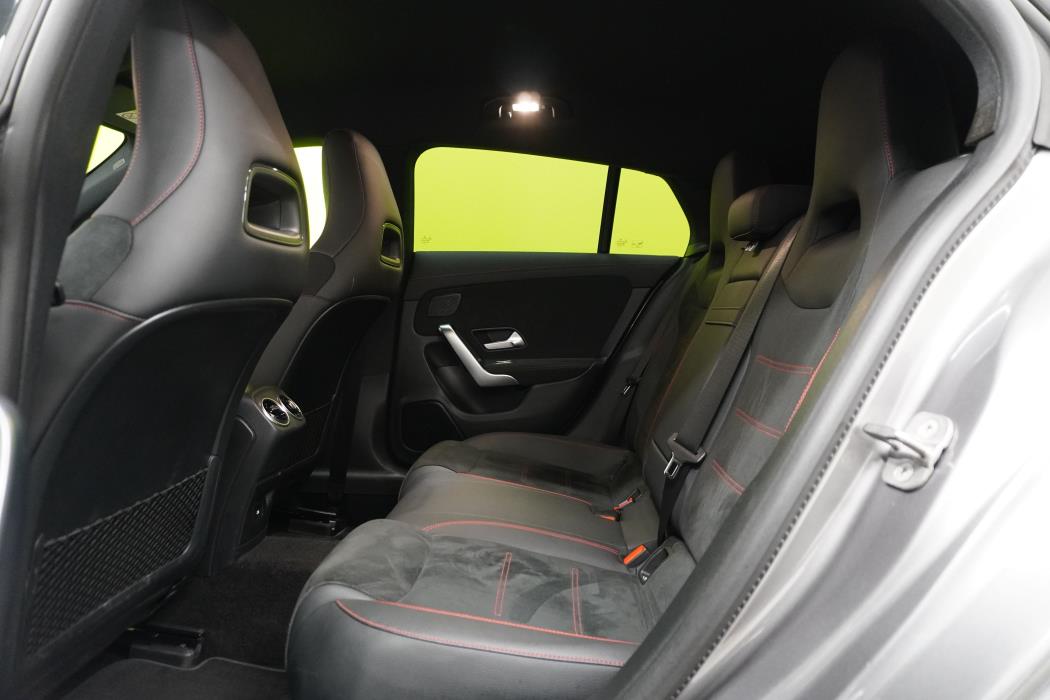 Mercedes-Benz CLA 2024