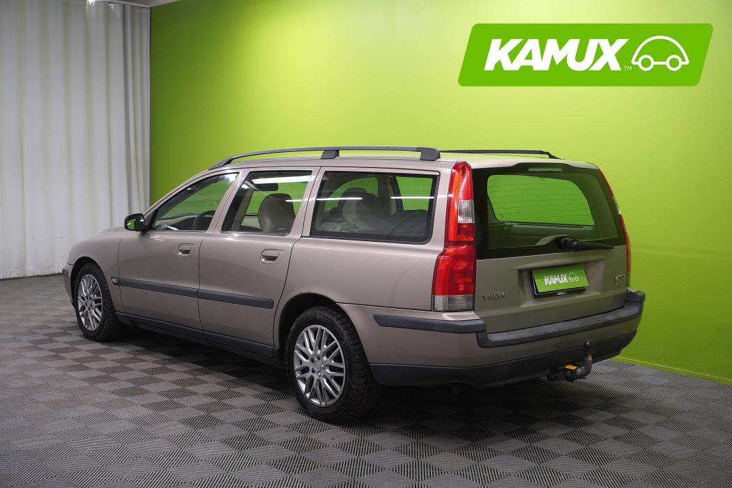 Volvo V70 2004