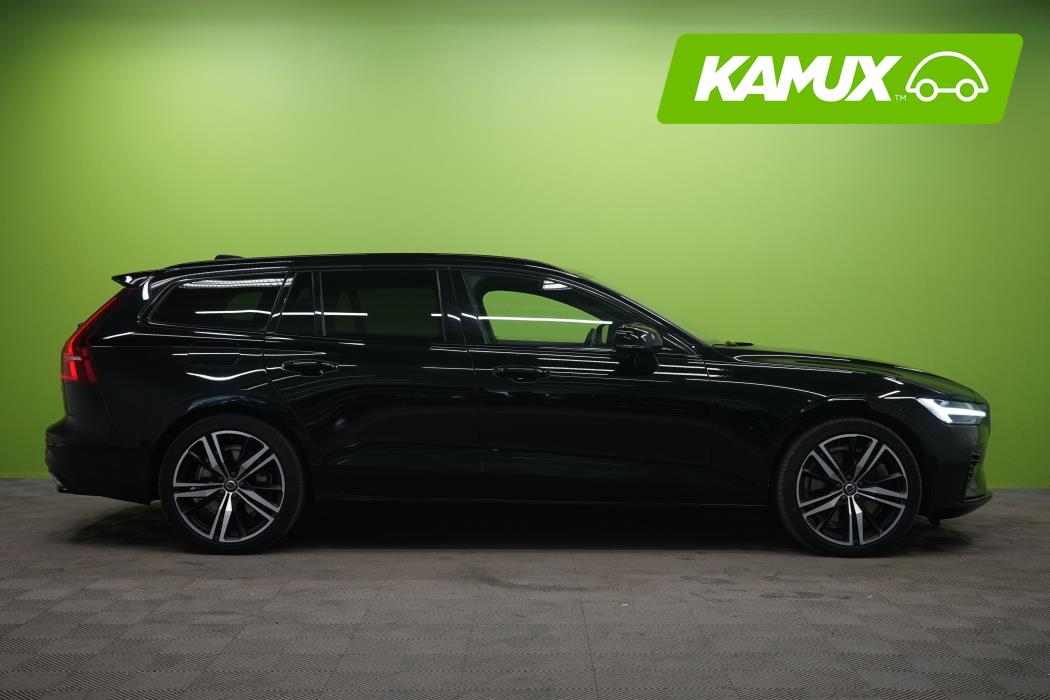 Volvo V60 2022