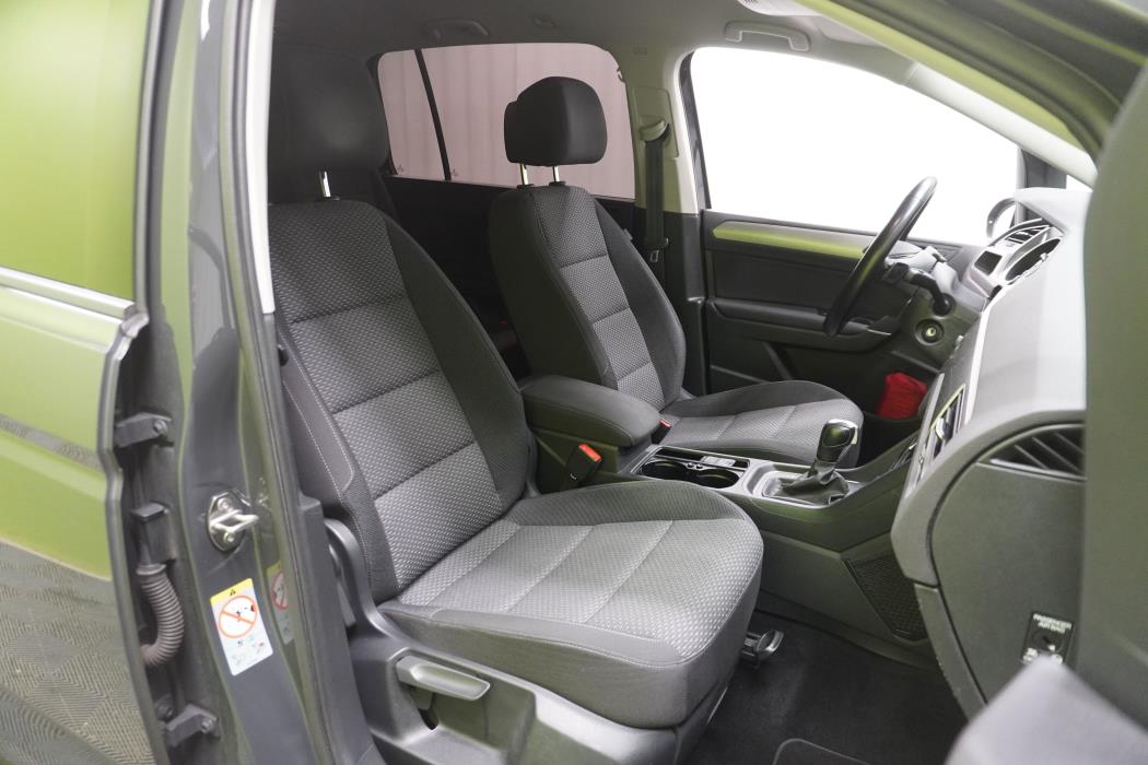 Volkswagen Touran 2021