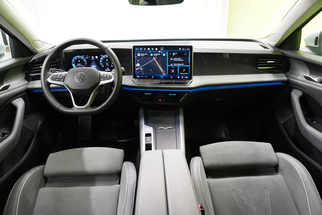 Volkswagen Passat 2024