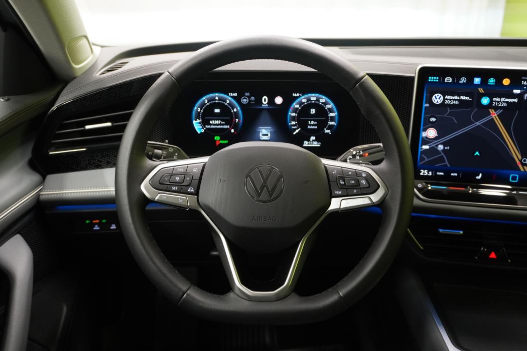 Volkswagen Passat 2024