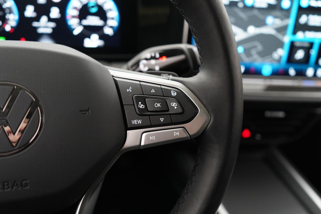 Volkswagen Passat 2025