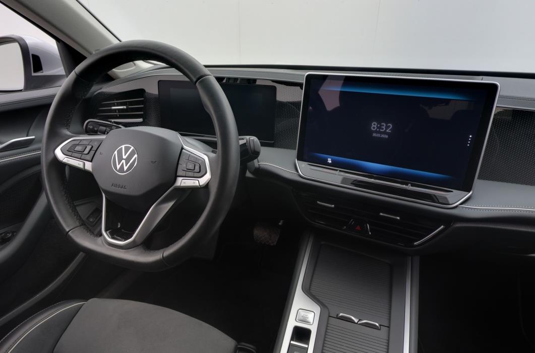 Volkswagen Passat 2025