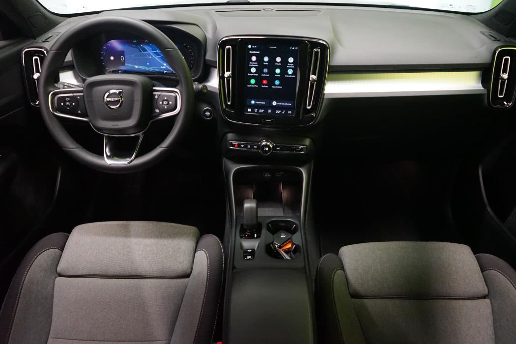 Volvo XC40 2024