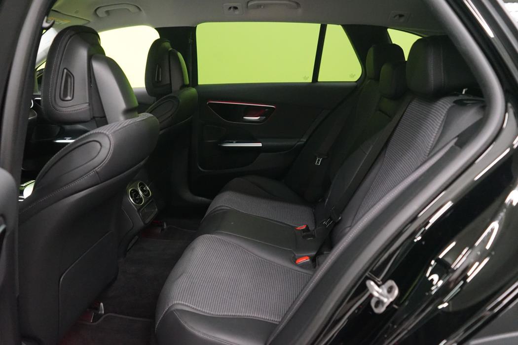 Mercedes-Benz C 2023