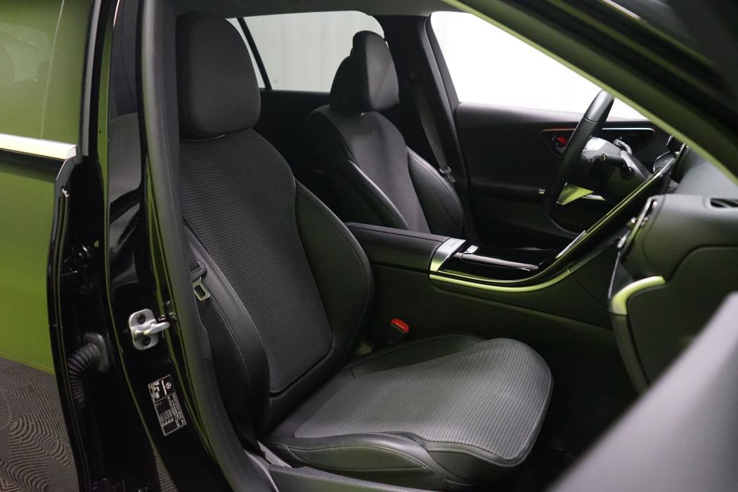 Mercedes-Benz C 2023