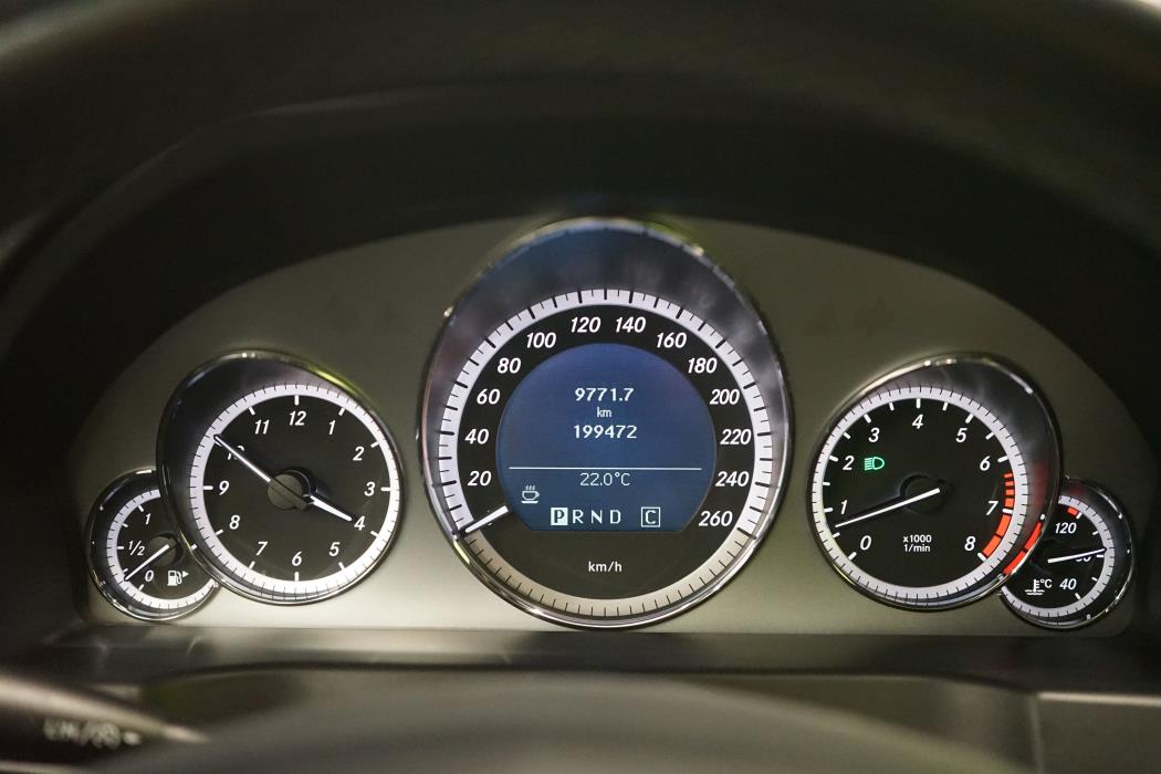 Mercedes-Benz E 2010