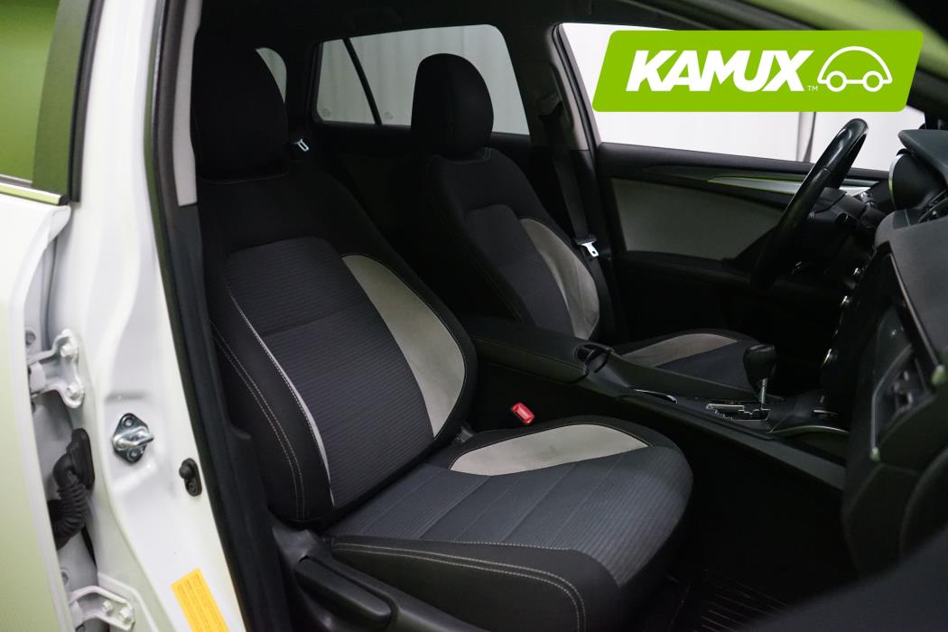 Toyota Avensis 2016