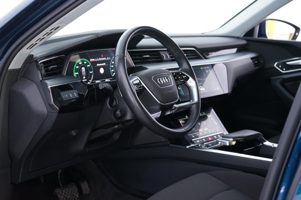 Audi e-tron 2021