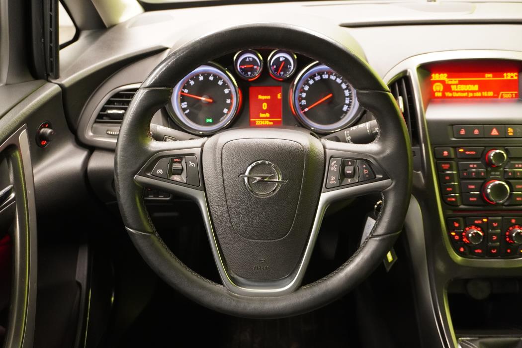 Opel Astra 2013