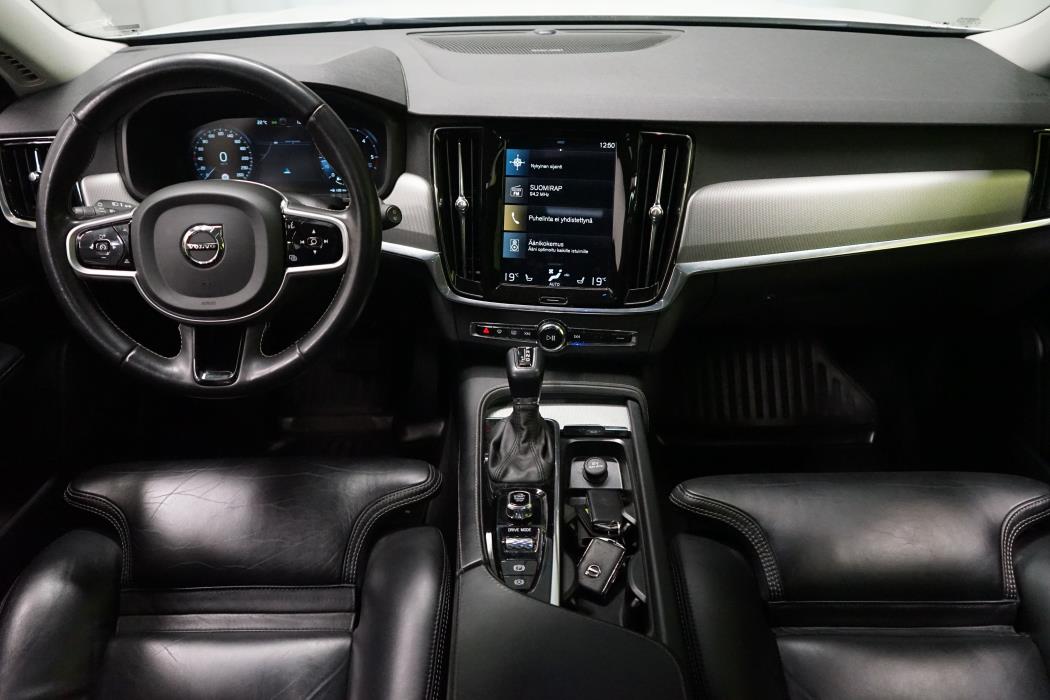 Volvo V90 Cross Country 2020