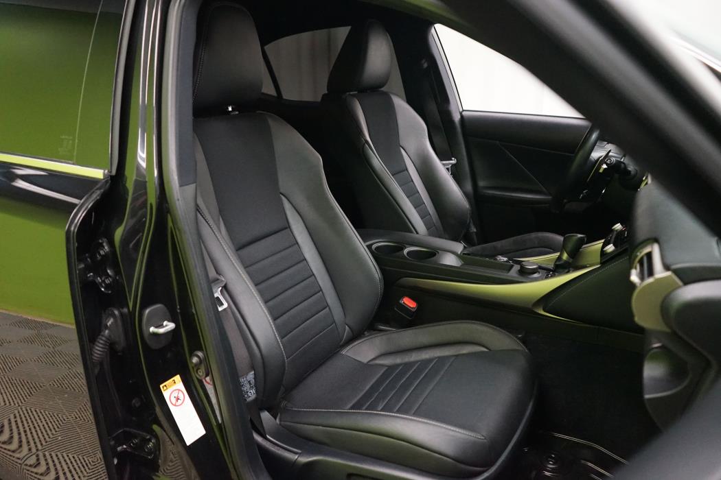 Lexus IS 2014