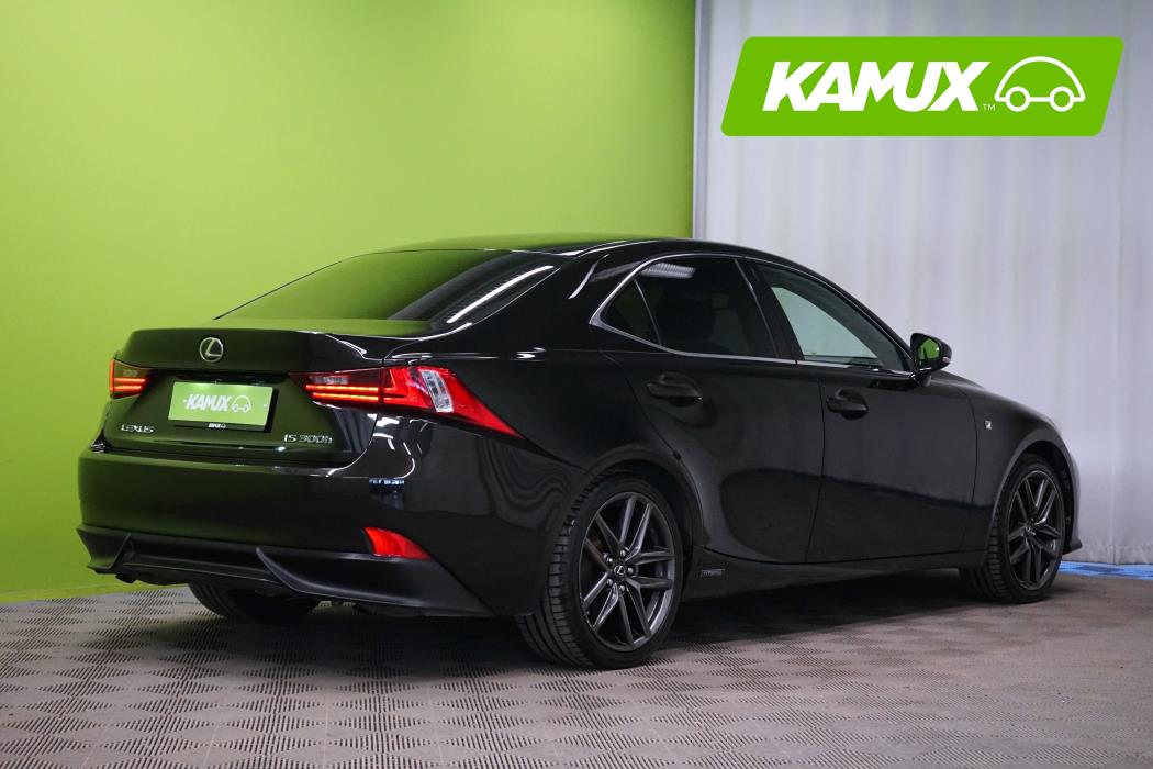 Lexus IS 2014