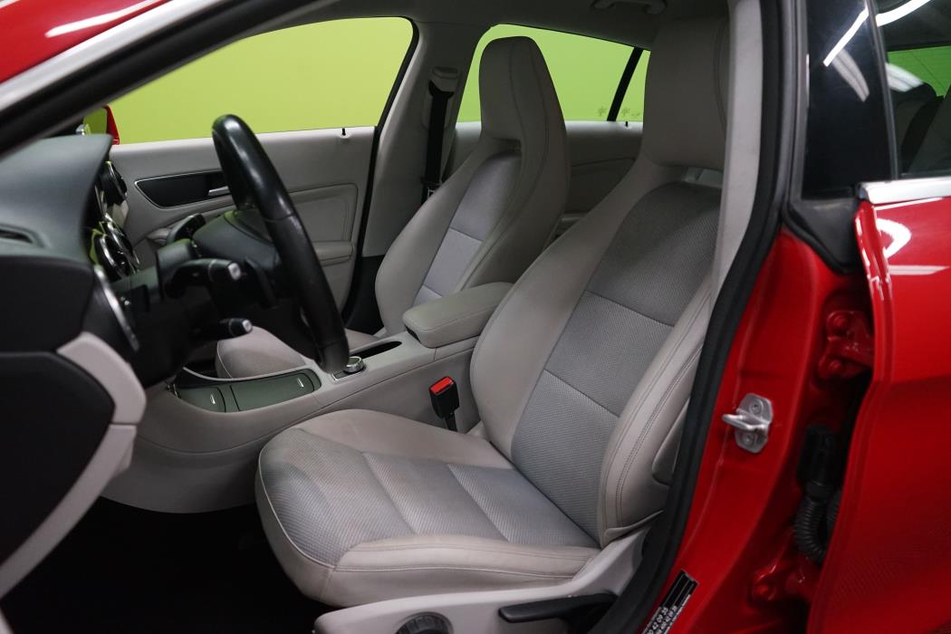 Mercedes-Benz CLA 2015