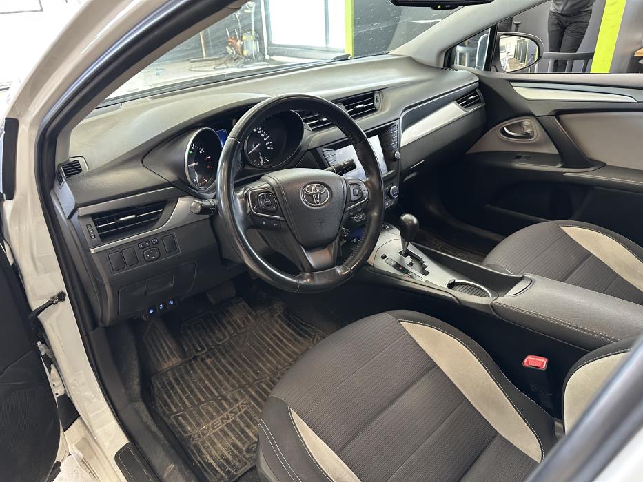 Toyota Avensis 2017