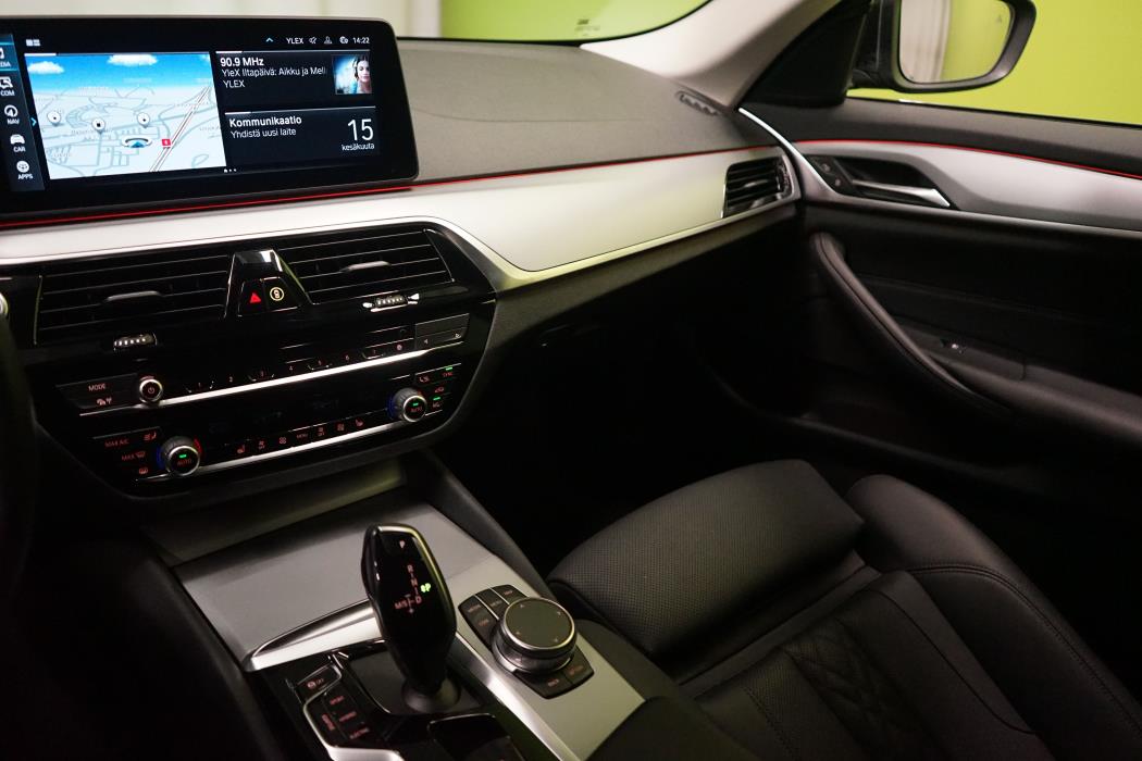 BMW 530 2023