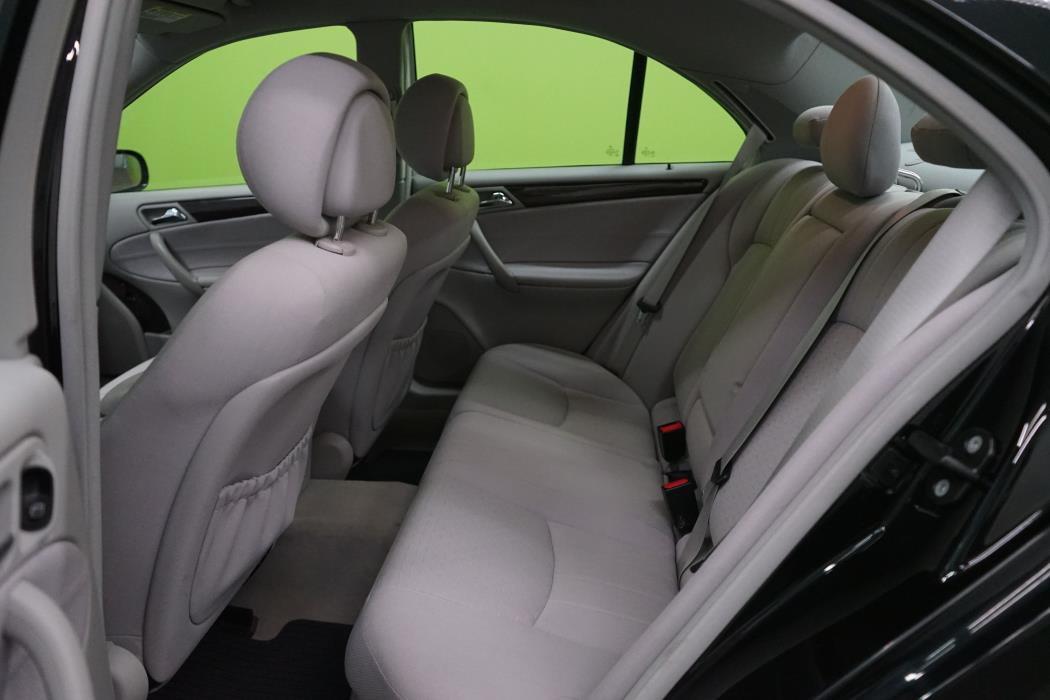 Mercedes-Benz C 2006