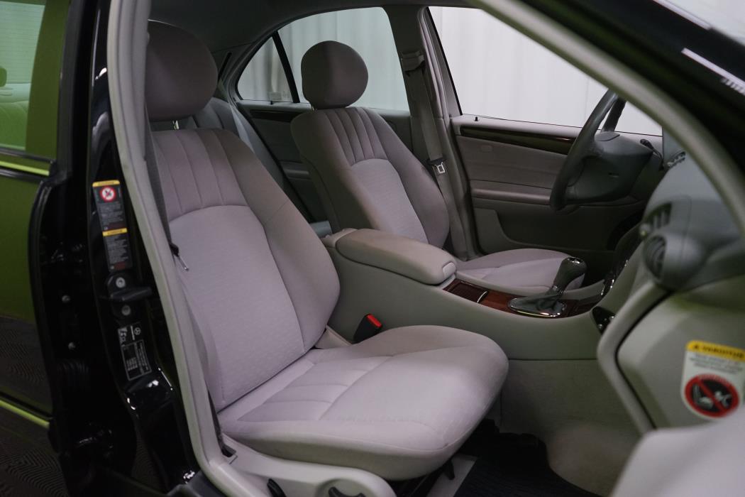 Mercedes-Benz C 2006