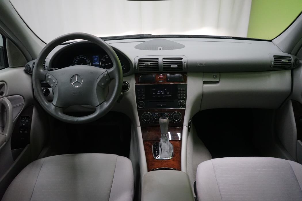 Mercedes-Benz C 2006