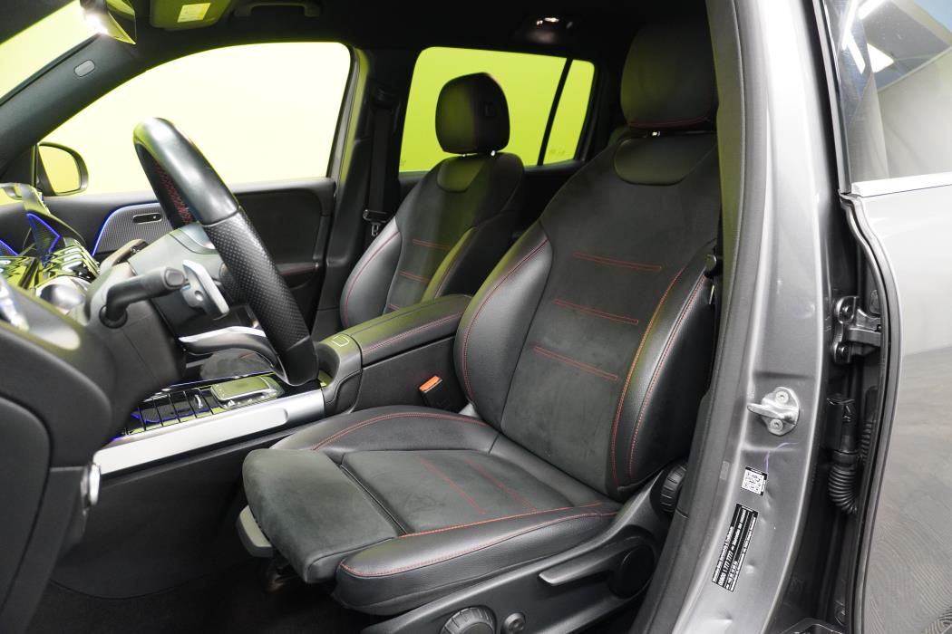 Mercedes-Benz EQB 2023