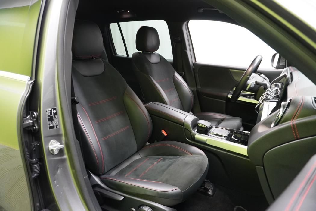 Mercedes-Benz EQB 2023