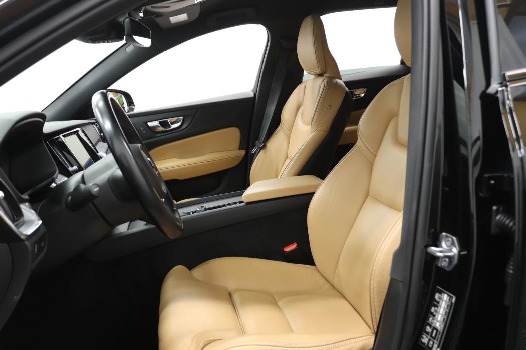 Volvo V60 Cross Country 2020