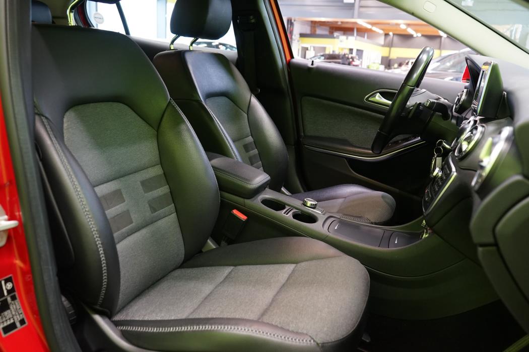 Mercedes-Benz GLA 2015