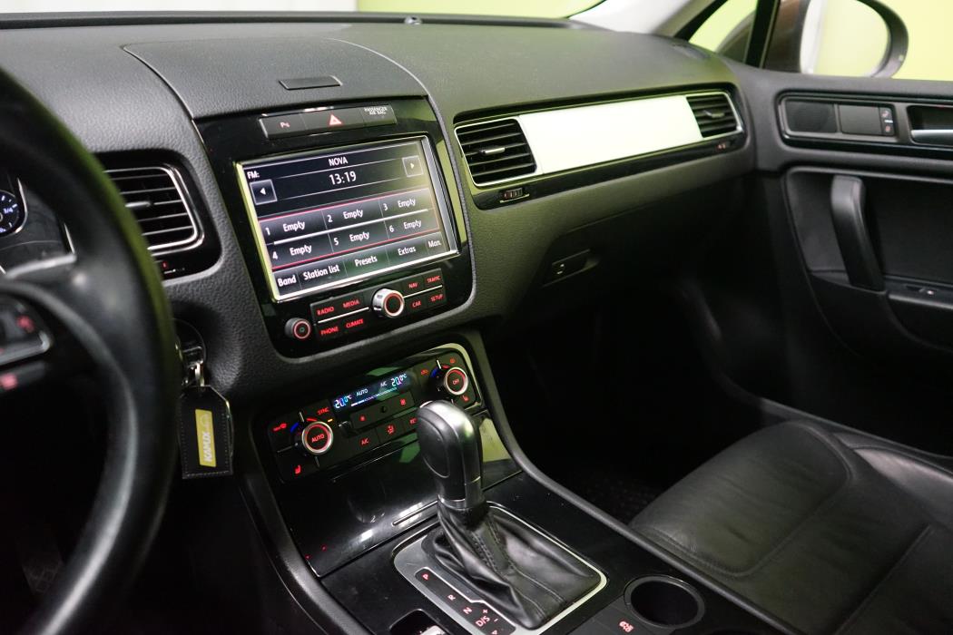 Volkswagen Touareg 2014