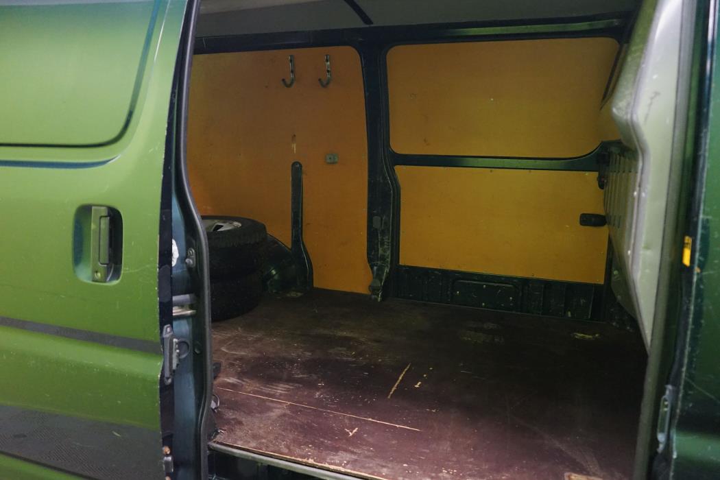 Toyota Hiace 2005