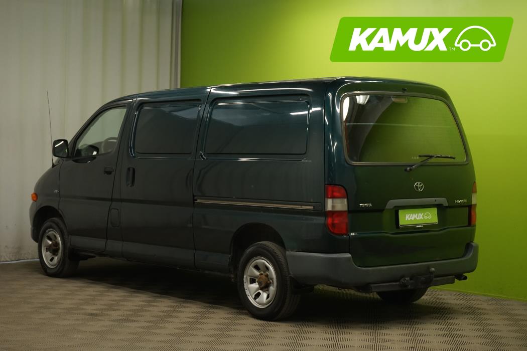 Toyota Hiace 2005