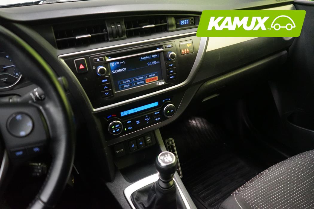 Toyota Auris 2013