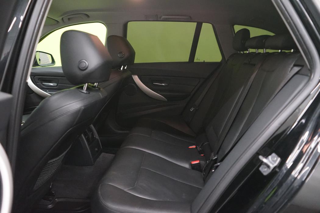 BMW 320 2018