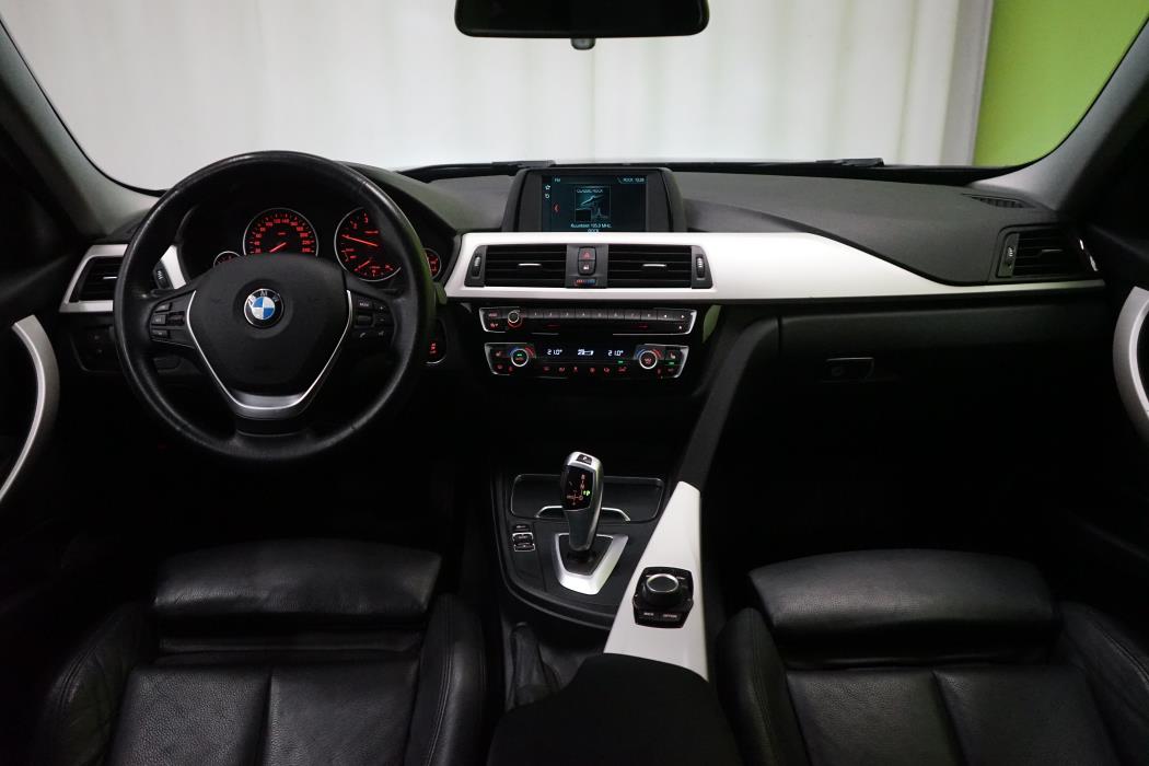 BMW 320 2018