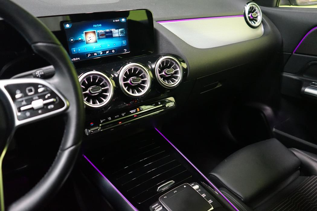 Mercedes-Benz EQA 2022