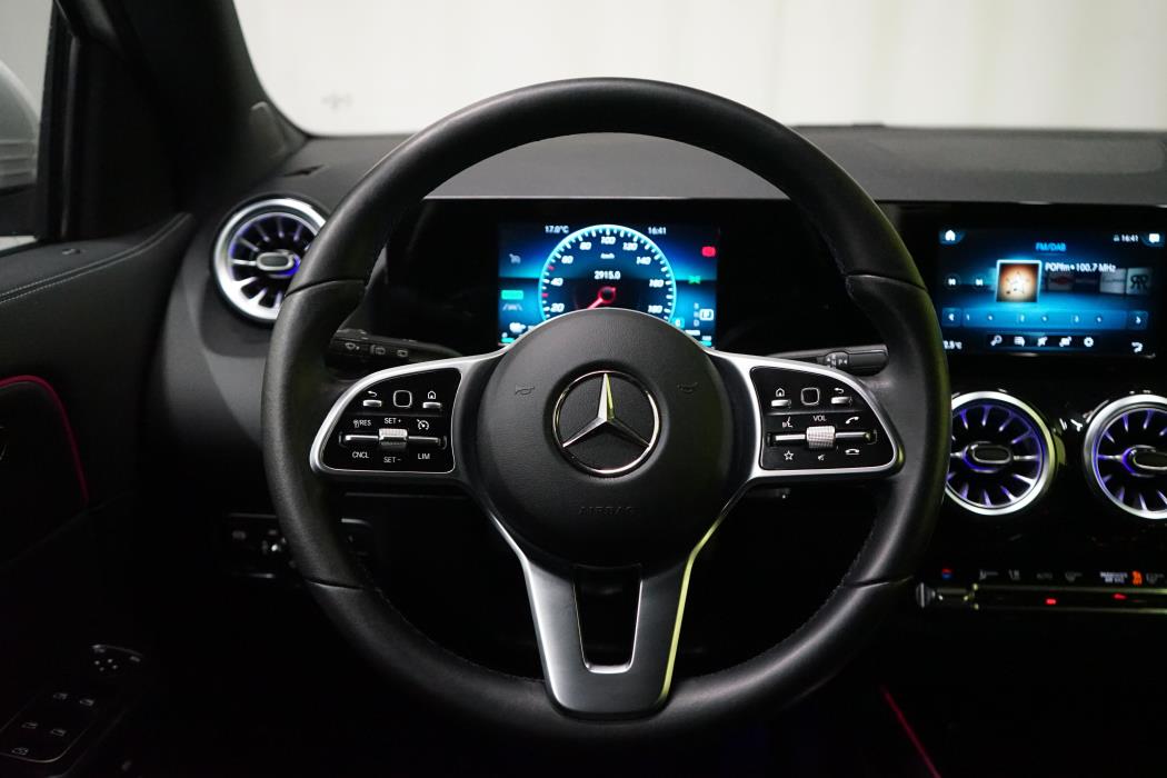 Mercedes-Benz EQA 2022