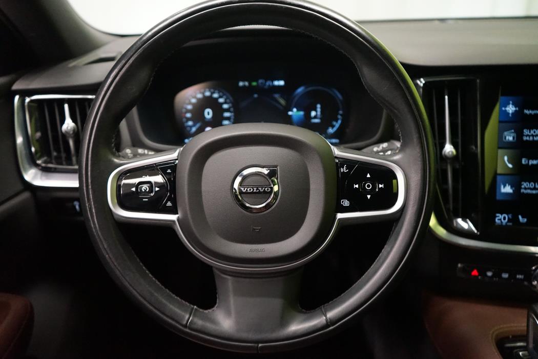 Volvo V60 2021
