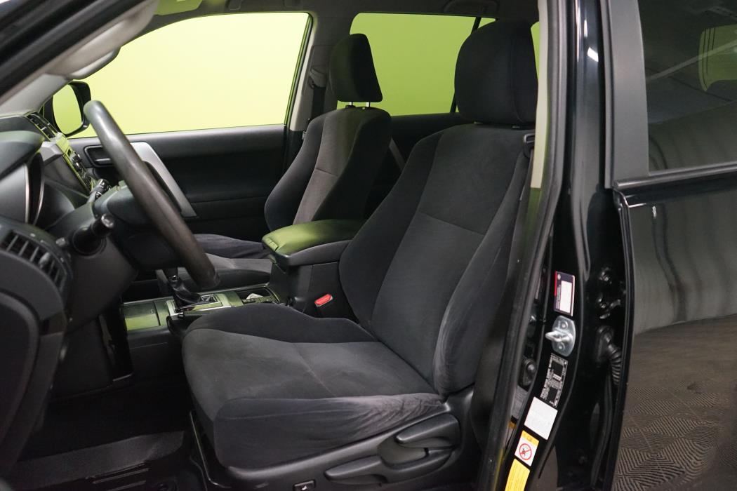 Toyota Land Cruiser 2015