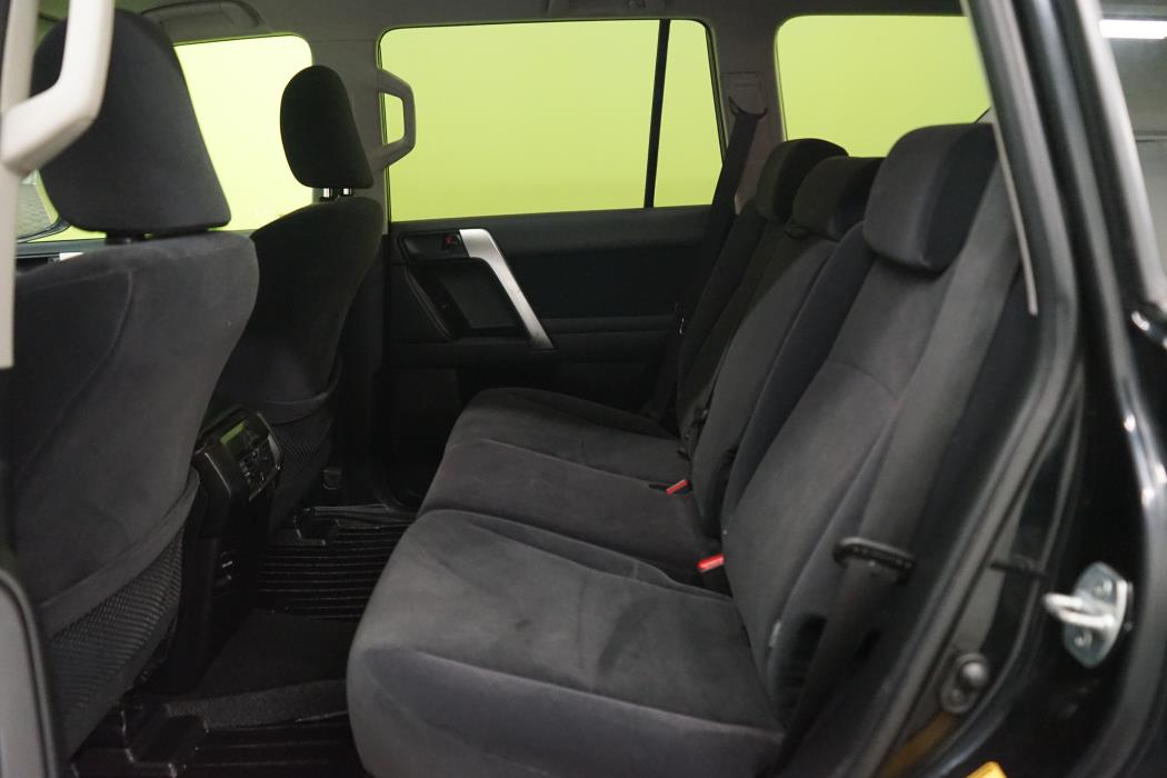 Toyota Land Cruiser 2015