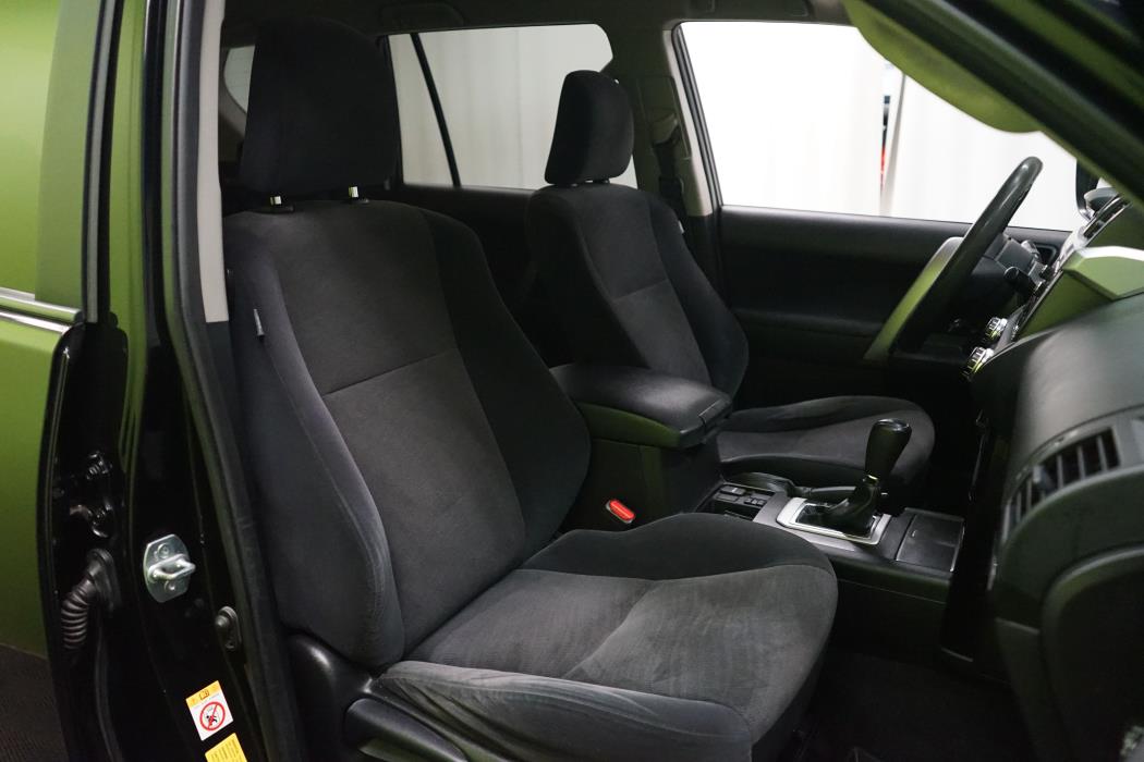 Toyota Land Cruiser 2015