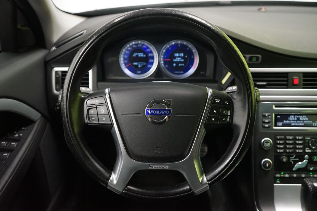 Volvo V70 2011