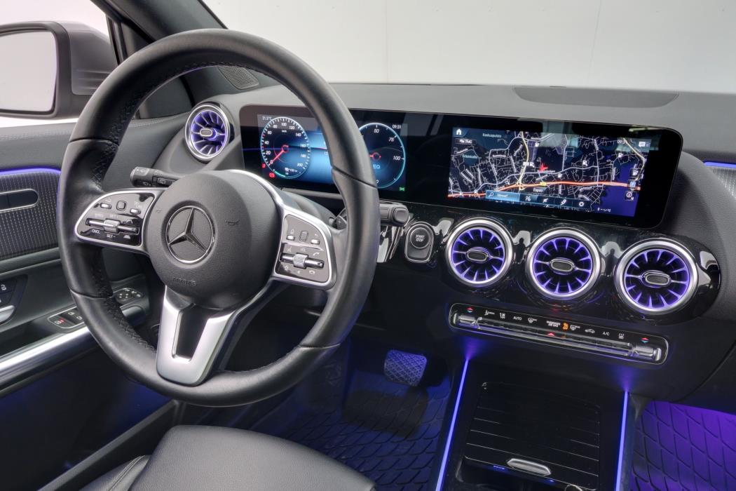 Mercedes-Benz EQA 2021