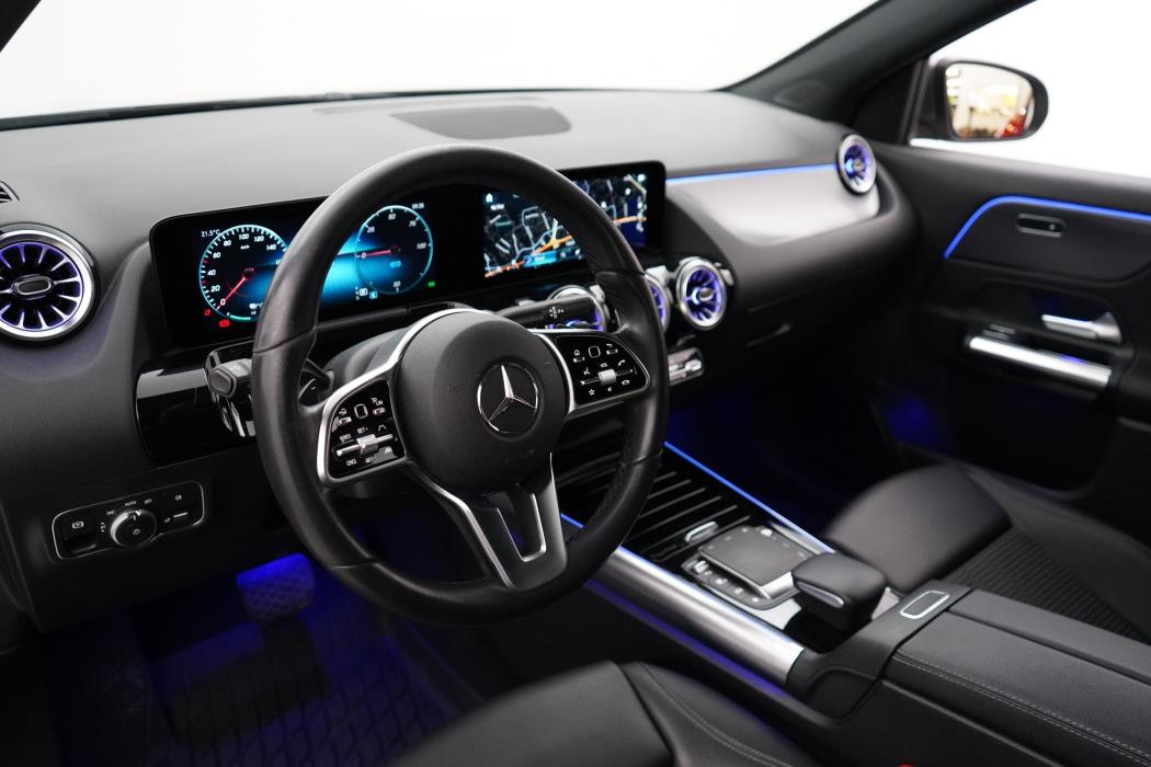 Mercedes-Benz EQA 2021