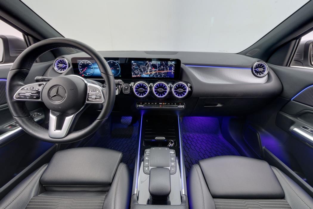 Mercedes-Benz EQA 2021