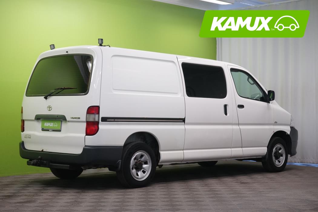 Toyota Hiace 2010
